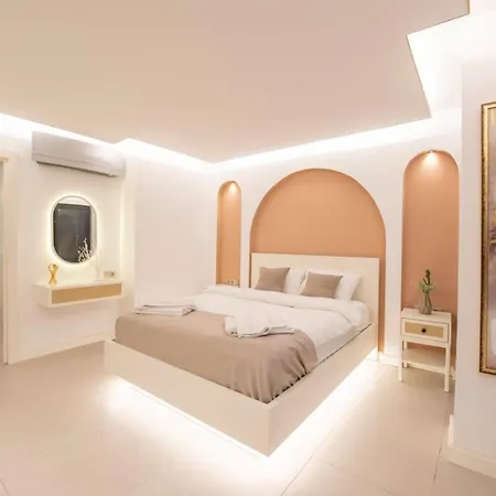 Bling Excellence - Macthless With Indoor Swimpool In Hisaroenue *
